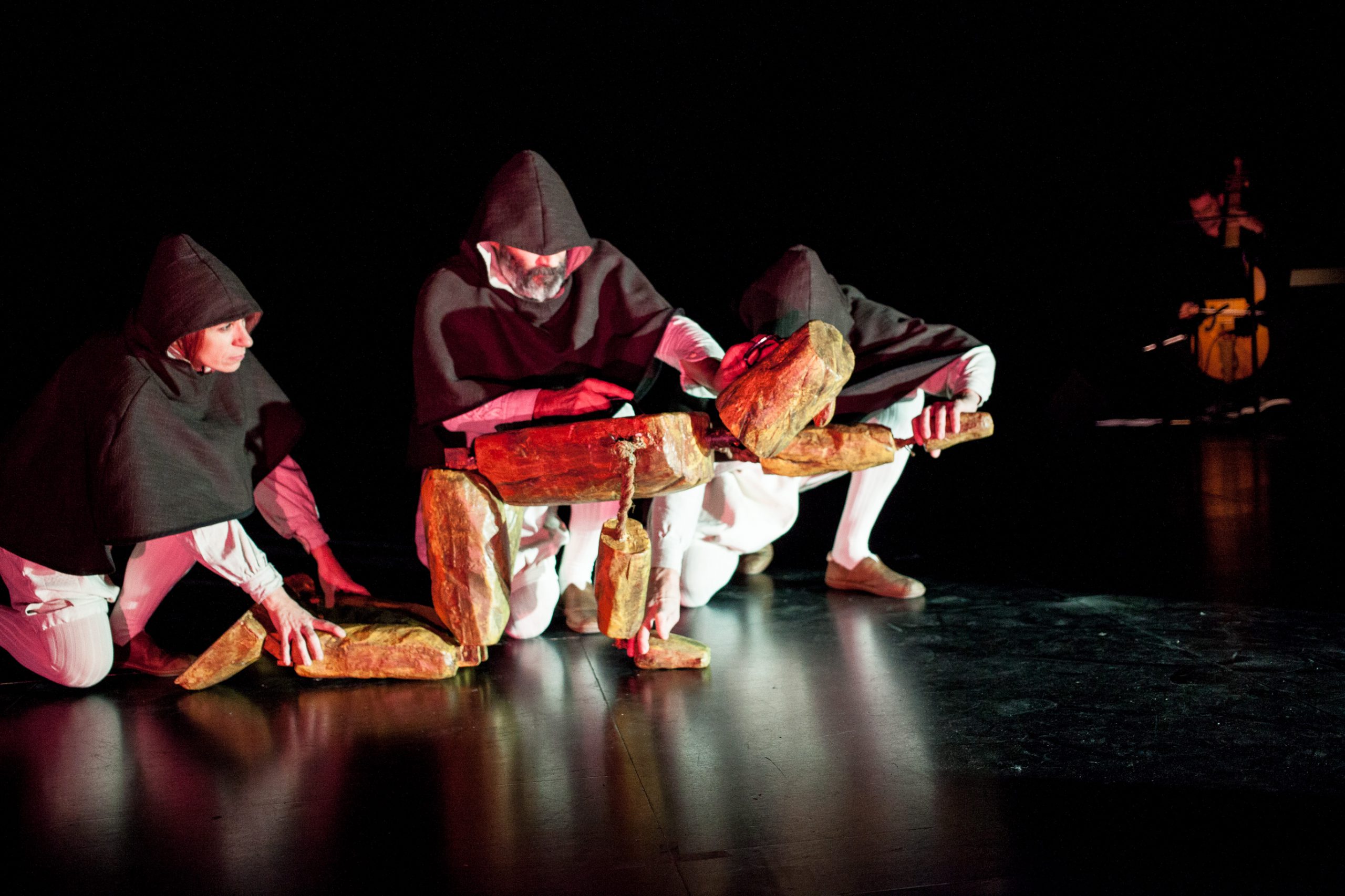 Estreno de Memoria de Ceniza en el Fórum de Bambalúa teatro